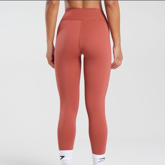 Gymshark Elevate Leggings, Rust Red, Size Small - Picture 3 of 6